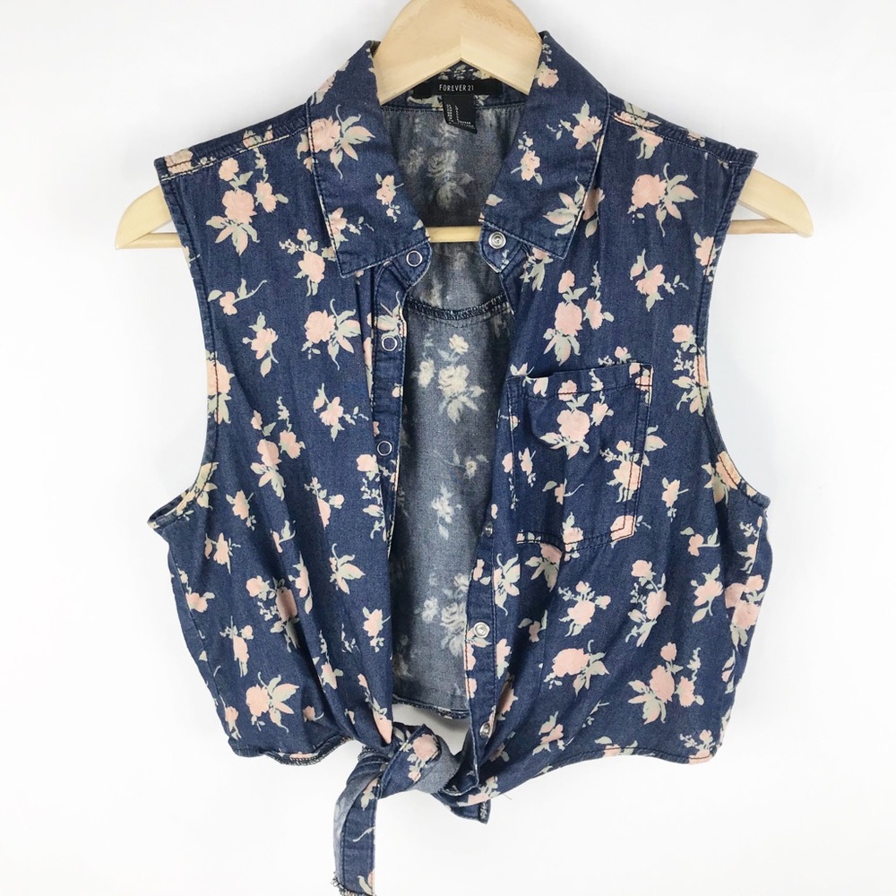 Forever 21 Floral Front Tie Cropped Blouse size L